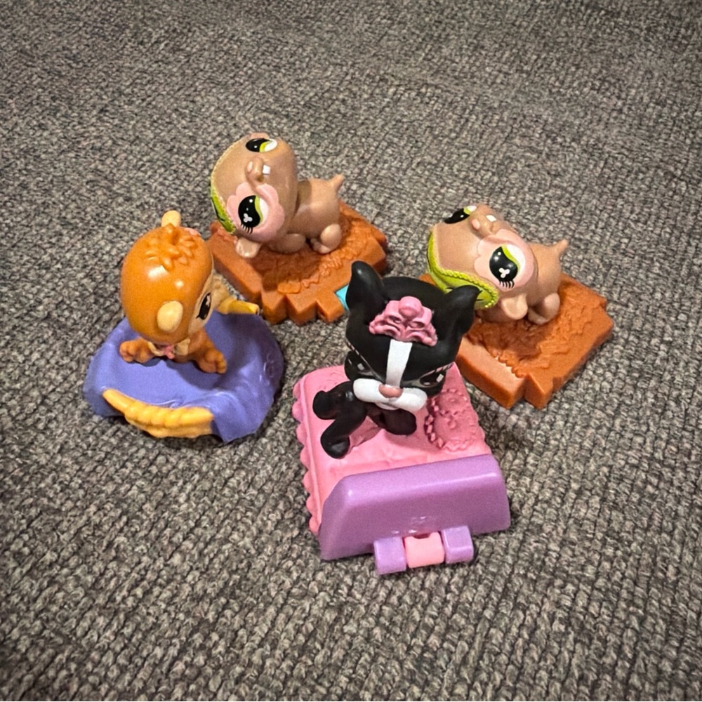 McDonald’s Happy Meal Toys Lot of 4 Littlest Pet Shop Toys